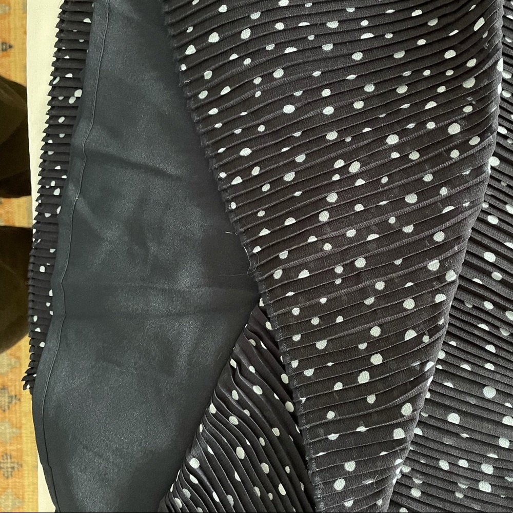 Ann Taylor LOFT navy polka-dot pleated midi skirt - Picture 3 of 3
